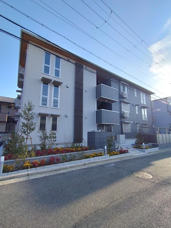 D&rsquo;Sophia（ﾃﾞｨｰｿﾌｨｱ） 外観