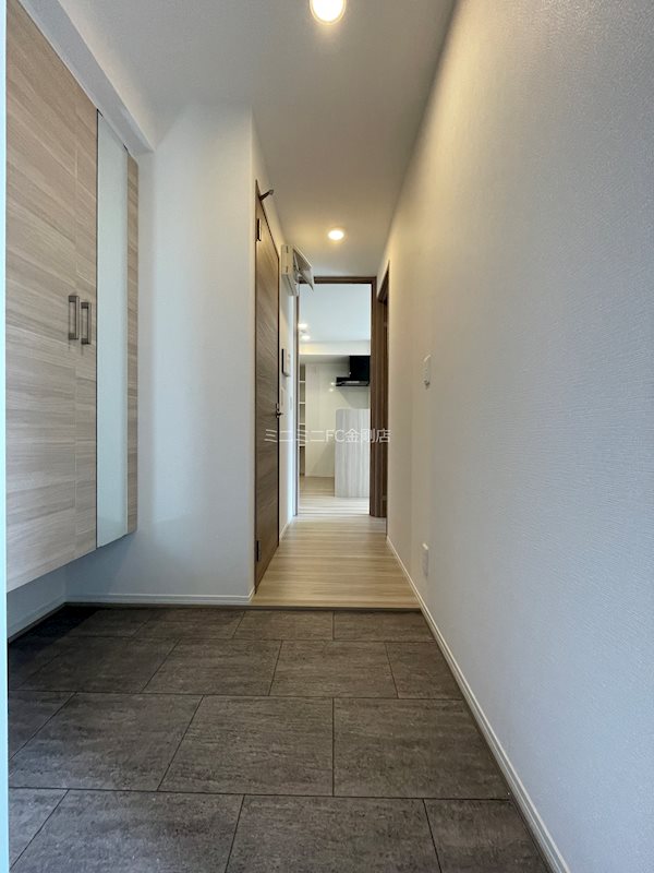 raffinato(ラッフィナート)金剛 玄関