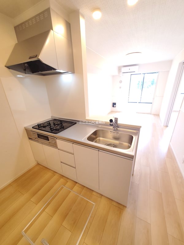 プログレス　コート キッチン