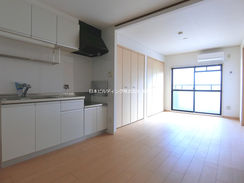 シャングリラ滝谷 リビング