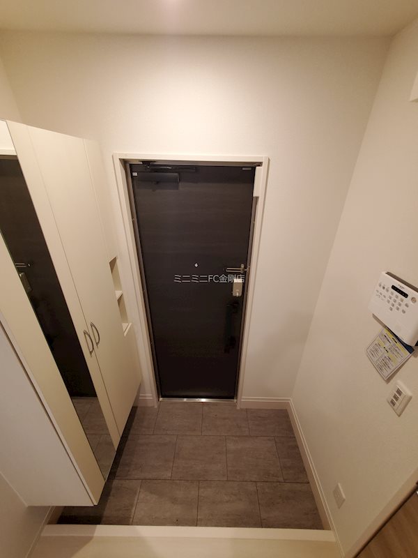 パストラル大美野 玄関