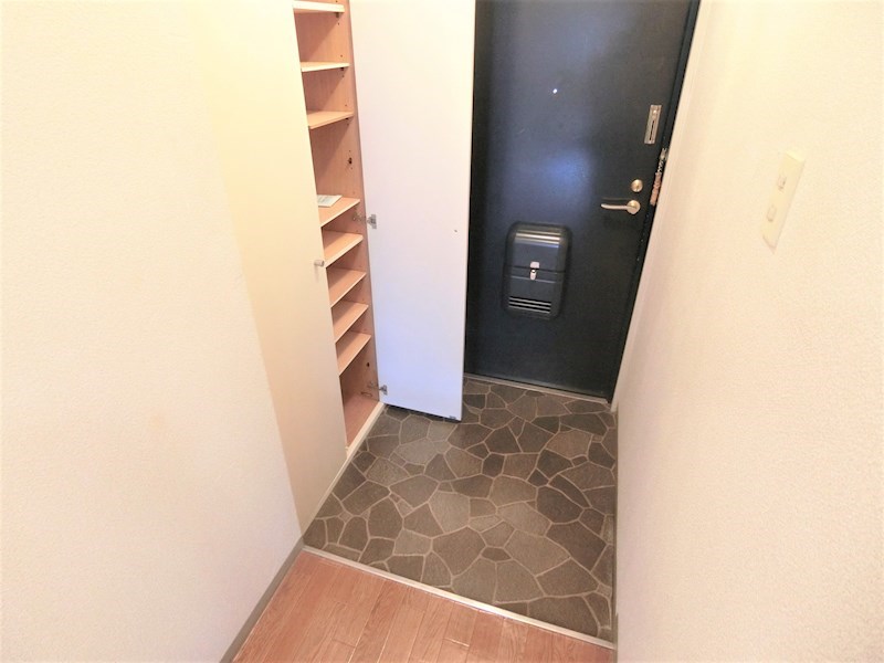 エレガントライフマンション 玄関