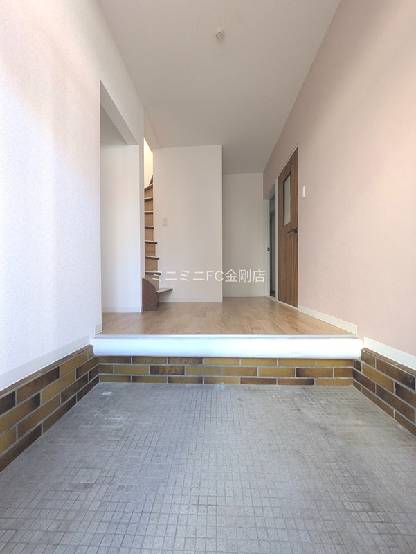 西板持町戸建 玄関