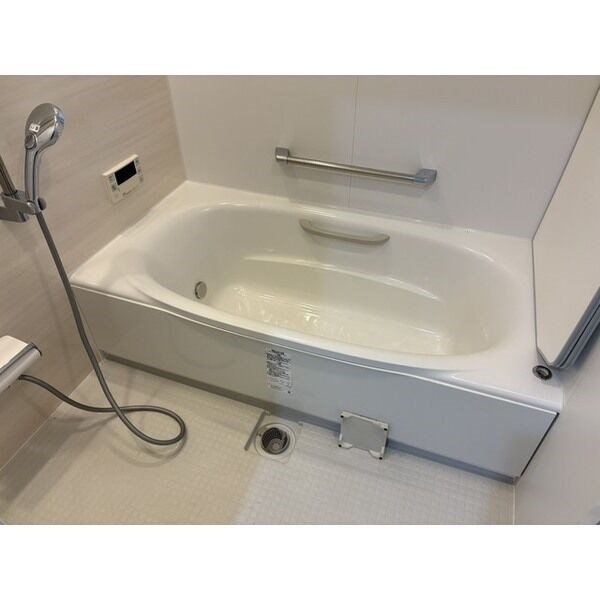 桃山台4丁23-8戸建 風呂画像