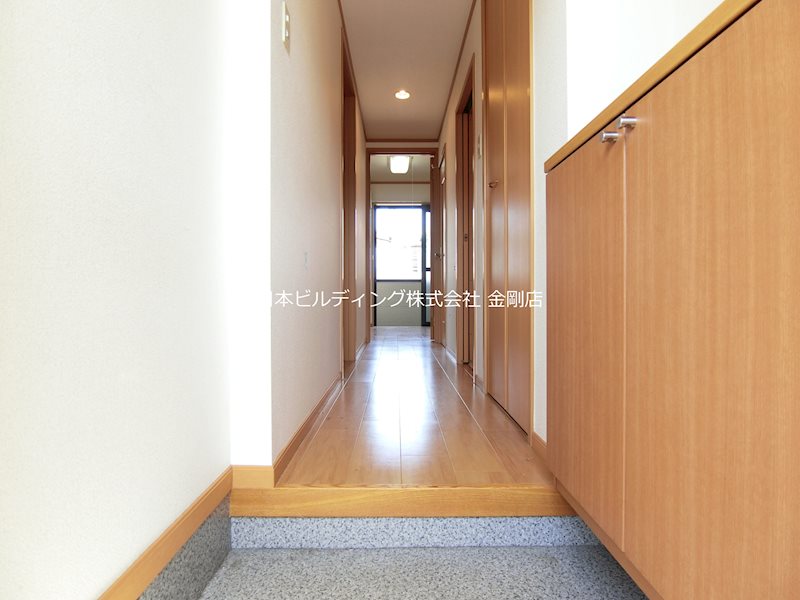 シャルマンヴィラ 玄関