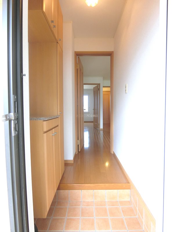 ミネルヴァ 玄関