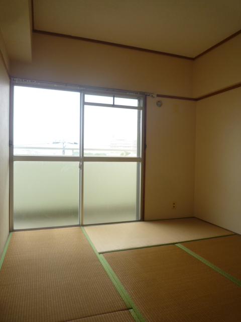 石坂スカイハイツ リビング