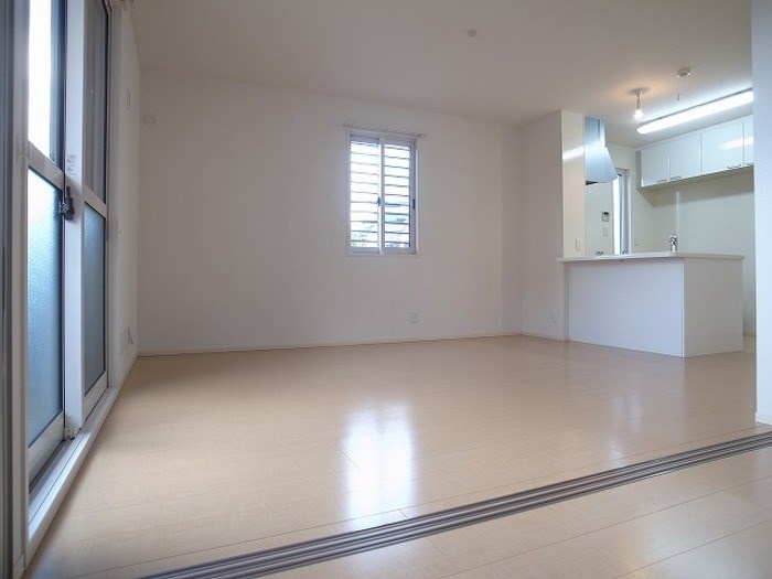 プランドールセレナ　A棟 リビング