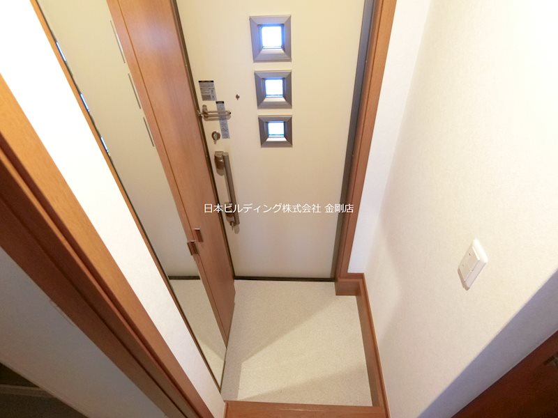 リブェール 玄関