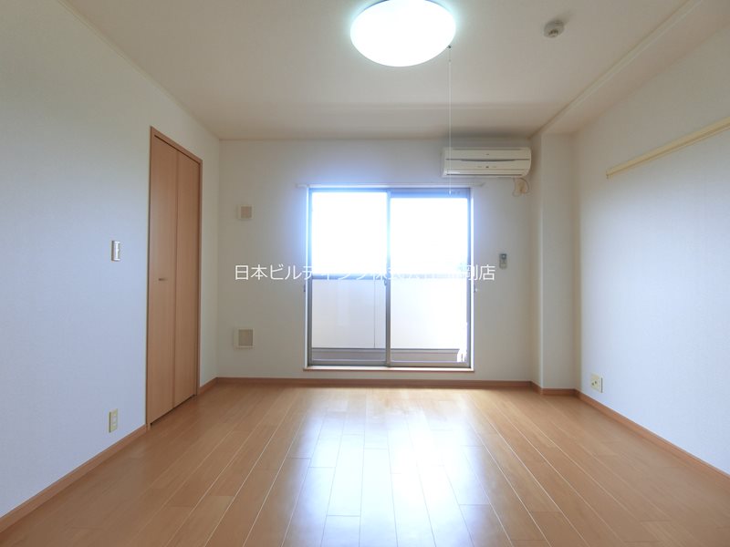 ユングフラウ Ⅱ リビング