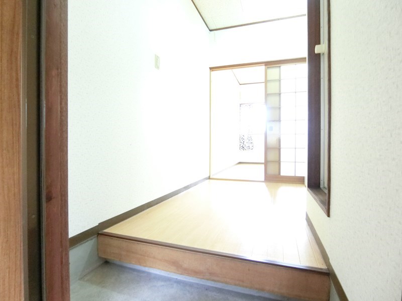 ヤングタウン 玄関