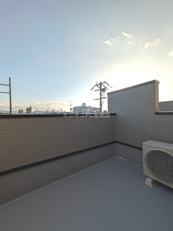 若松町西2丁目住宅 ベランダ