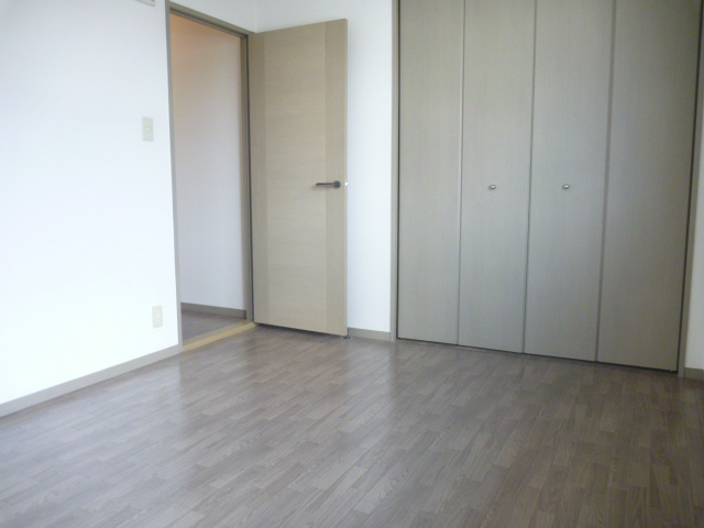 メイプルガーデン大美野　 ベッドルーム