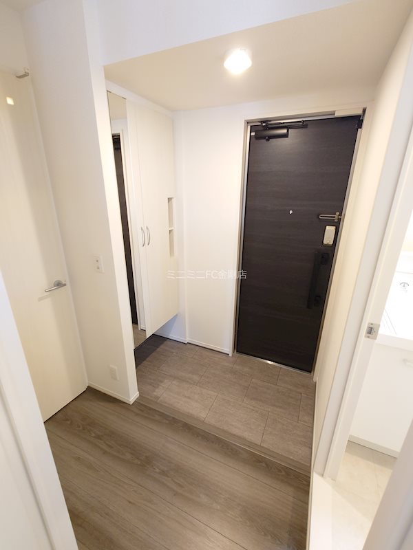 ラ・メゾン狭山 玄関