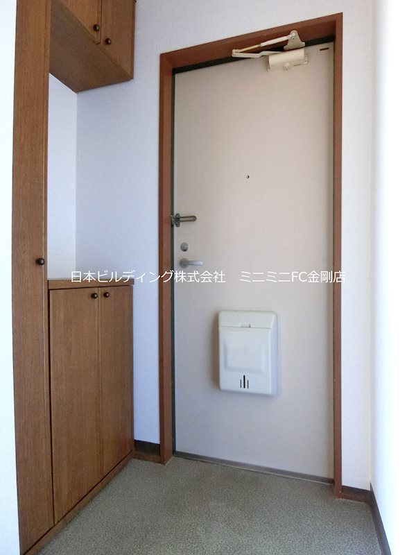 ローレルコート・ハギノ 玄関