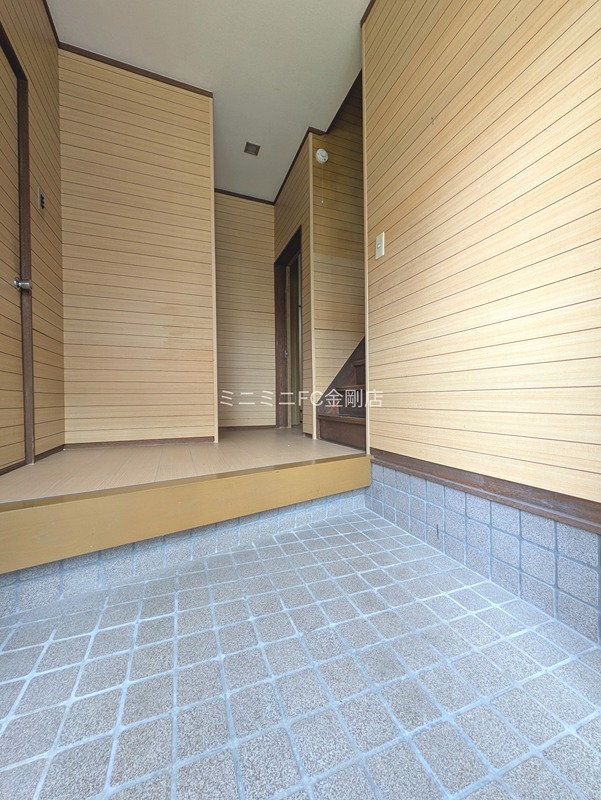 陶器北戸建 玄関