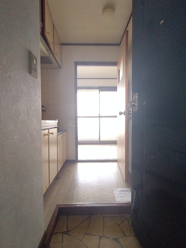 クレインファースト 玄関