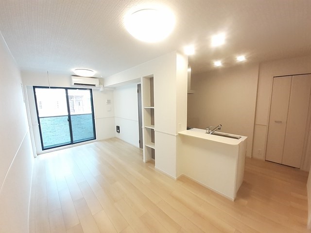 ヒカルサ富田林桜井町 リビング