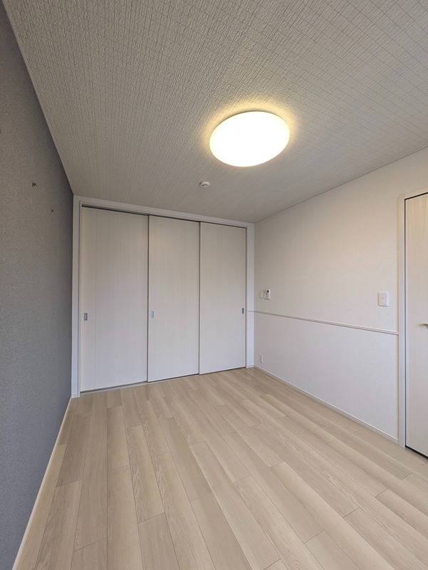 ヒカルサ富田林桜井町 ベッドルーム