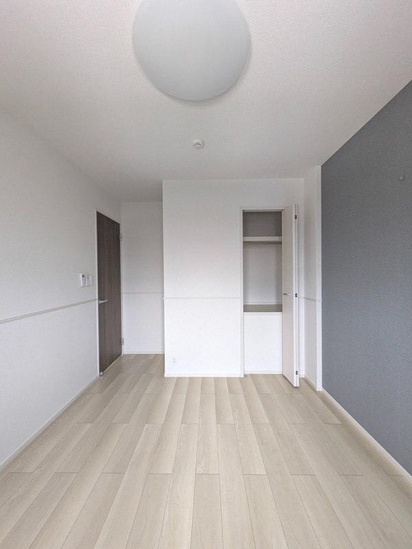 ヒカルサ富田林桜井町 ベッドルーム