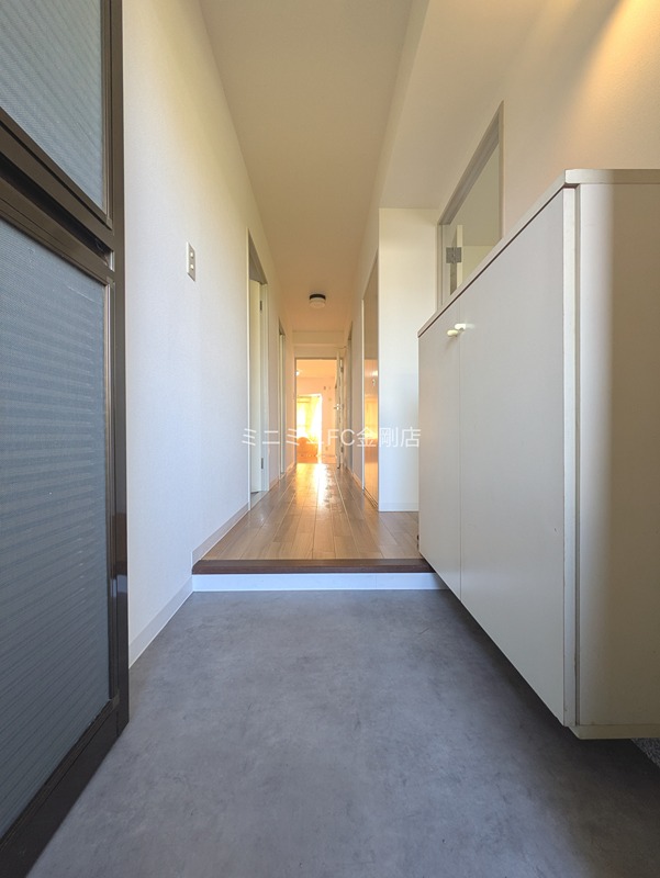 美加の台南海アーバンコンフォート弐番館 玄関