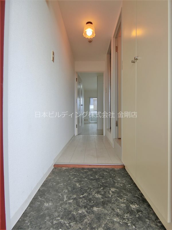 パイン・リバーⅠ 玄関