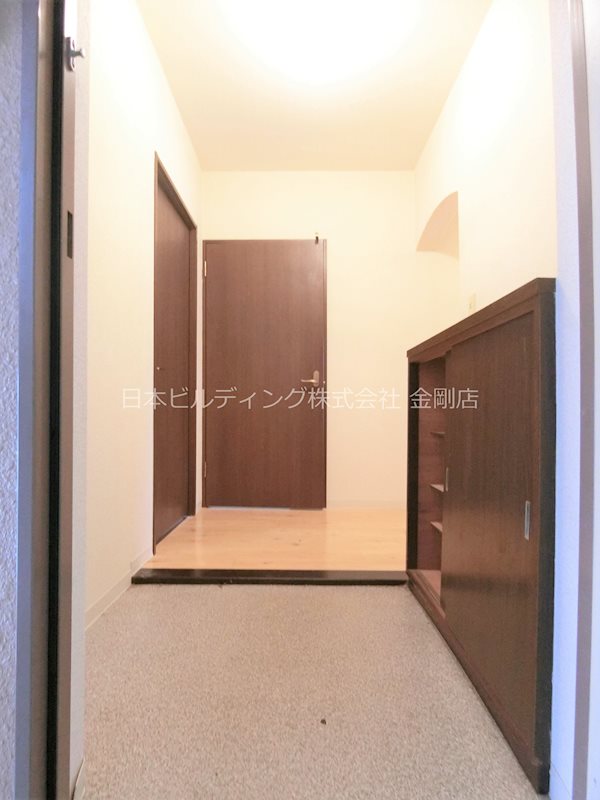 ユージィーコート巽 玄関