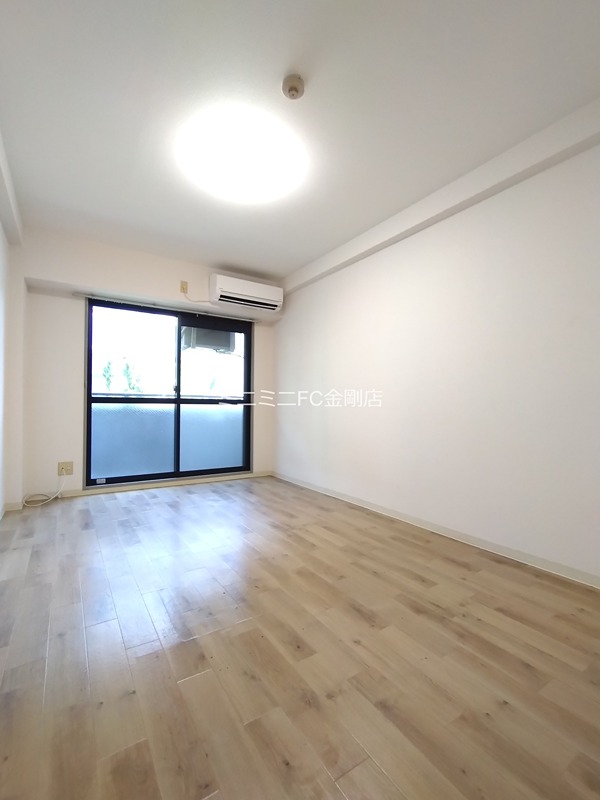 ヴァリー深井  ベッドルーム