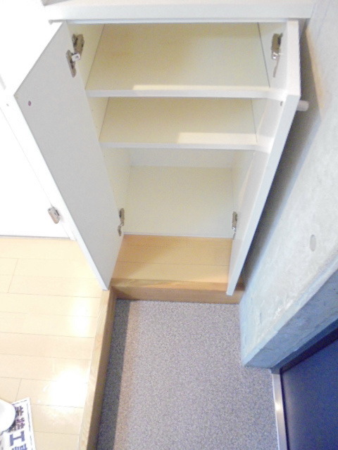 プロスパーハイツ深井 玄関