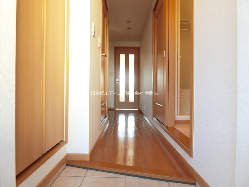 コーラル　ガーデン 玄関