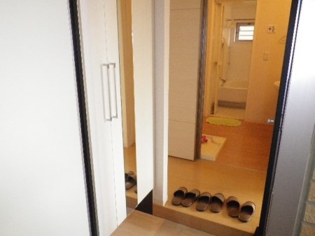 コーダ・コリーナⅡ 玄関