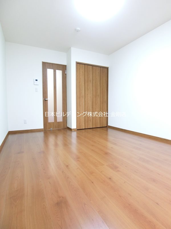 ラ・メール富田林本町A棟 ベッドルーム