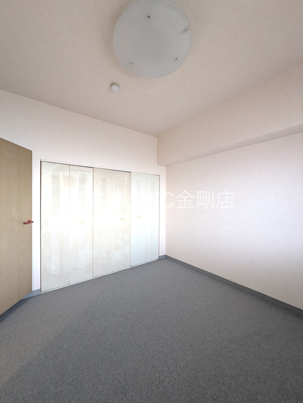 メゾンドールウイングヒルズ参番館 ベッドルーム