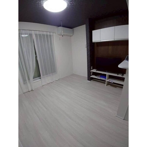 あんしん+VieM菩提町08-1023 リビング