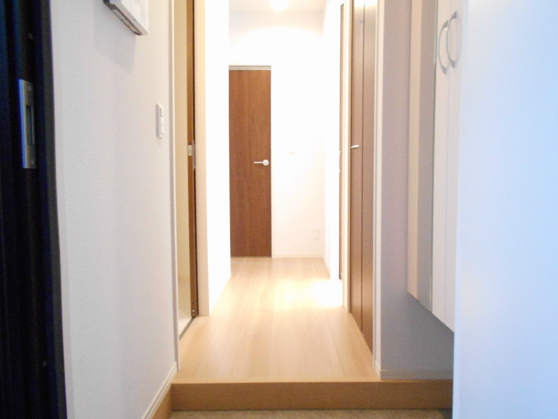 ボアソルテＳ　 玄関