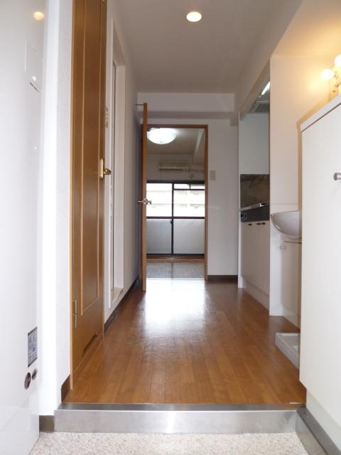 アンシャンテ深井 玄関