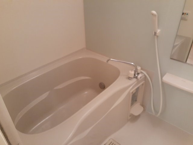 プラシード　アロッジオ 風呂画像