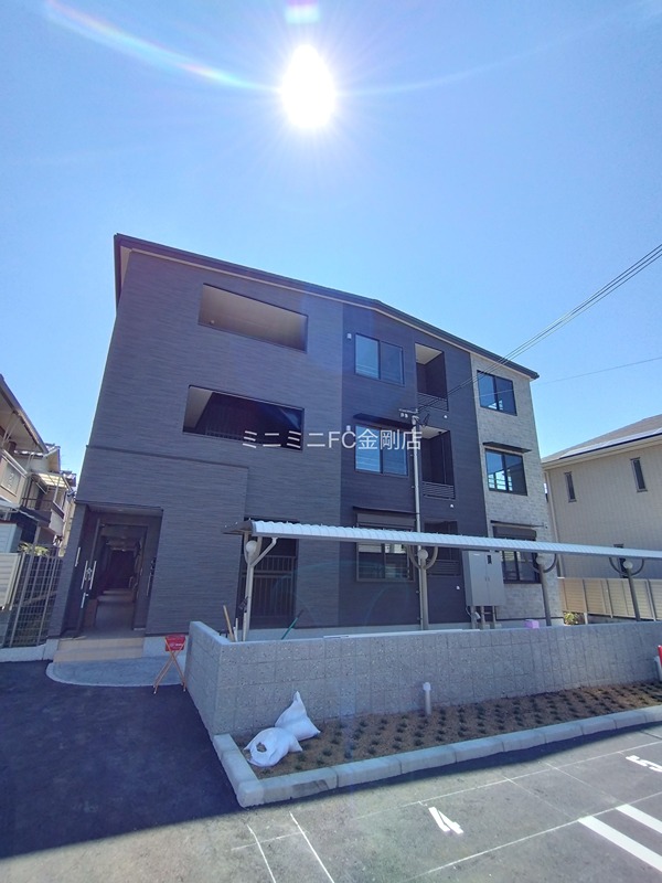 アイマコート　初芝 外観写真