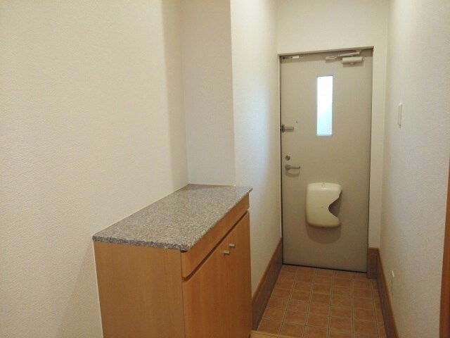 エスプワールC 玄関