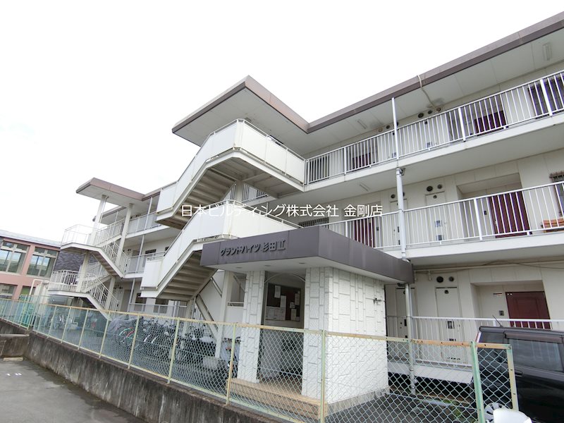 グランドハイツ杉田Ⅱ 外観