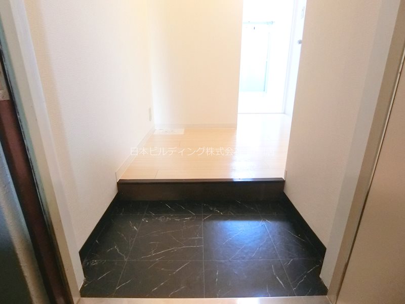 パールハウス北野田 玄関