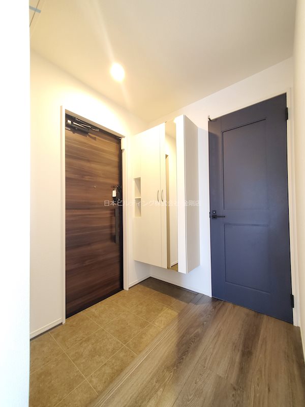 エヌ　プレミール 玄関