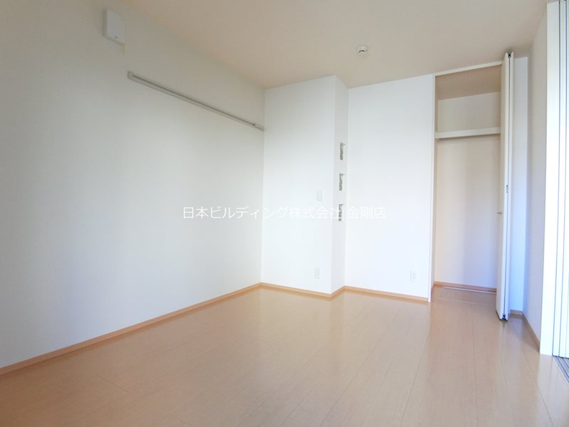 ファミールタカゼン　Ｅ棟 その他8