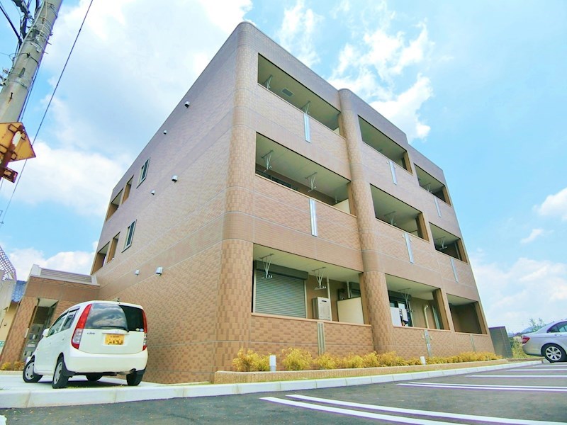 エム・エム・ケーⅡ 外観