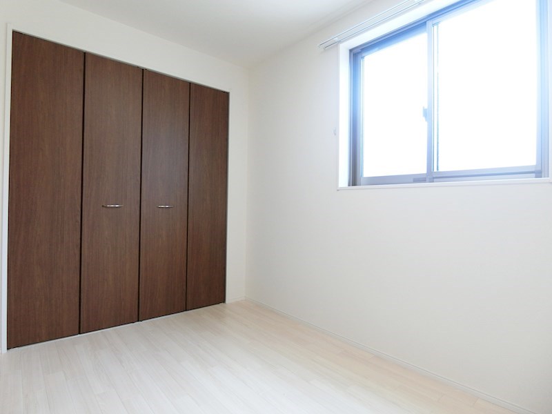 エム・エム・ケーⅡ その他15