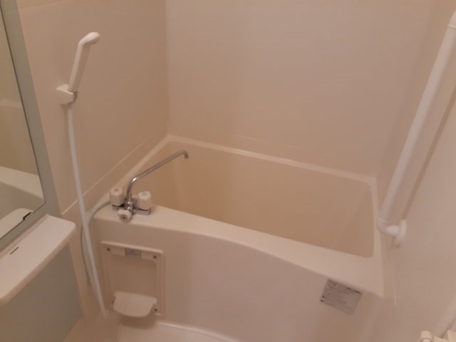 インヴィテ・ボヌールⅠ番館  風呂画像