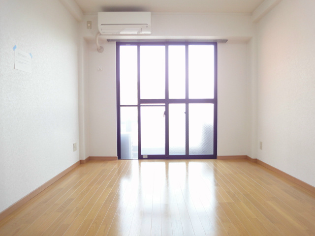 メゾンボヌール リビング