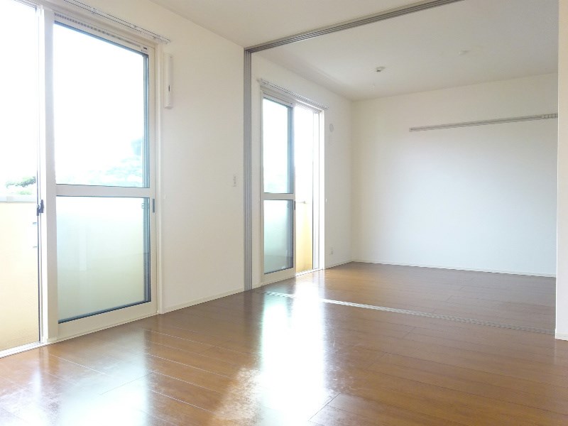 ヴラウニーメゾン・リラ リビング