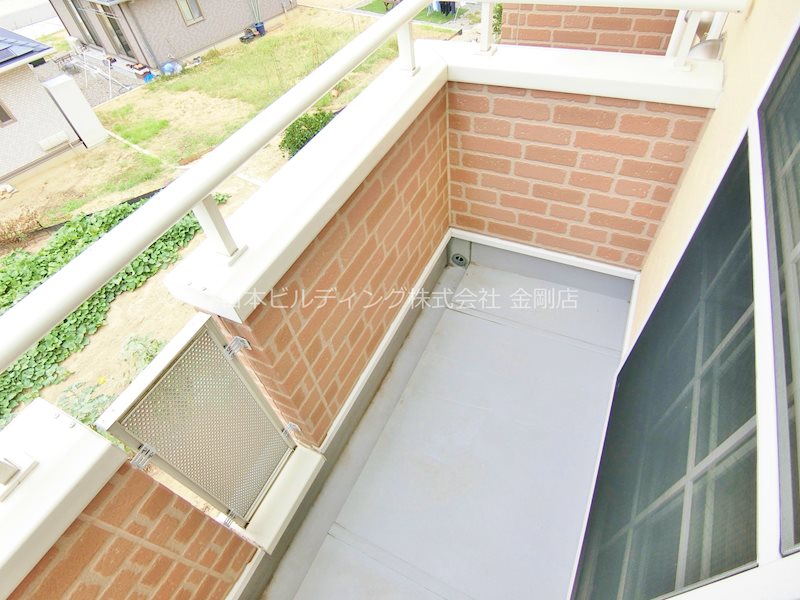 クリプトメリア　アヴェニュー ベランダ