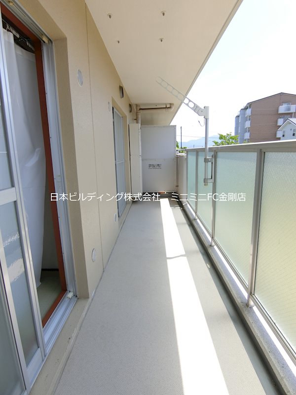 UR小金台団地1号棟 ベランダ